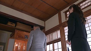 JAPENESE Widow MIU SHIROMINE Get Pregnant BY FATHER IN LAW