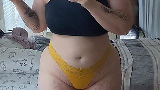 Sexy hottie Anetta Keys enjoys a solo toy masturbation