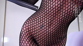 Solo hoe spreading ass and pussy after toying masturbation