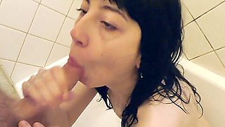 Goth Chick Sucks Dick In The Shower