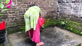Desi Bhabhi First Time Anal with Brother-in-Law - Tight Pussy Fucking Outdoor