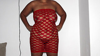 That's how horny a mommy of multiple can be who shows everything