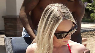 Sexy MILF Fucks Hot Stranger on Vacation by the Pool