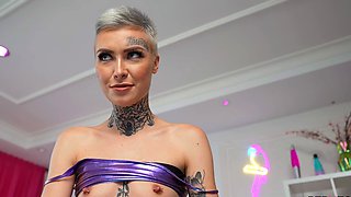 PERVECT Tabitha Poison gets an interracial threesome