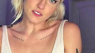 DAISY RAE HELPS YOU STROKE YOURSELF BEFORE BED