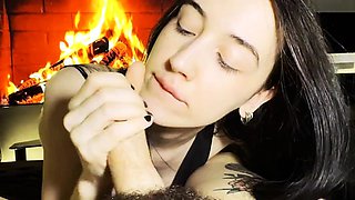 I FUCK MY ROOMMATE FOR THE FIRST TIME AND CUM INSIDE -