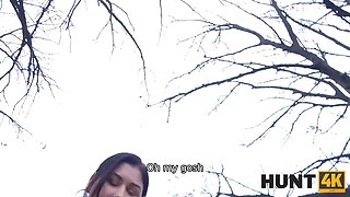 Hunt4k. woman doesnt sense innocent to be penetrated in front of hubby