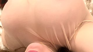 Big boob brunette masturbates on webcam
