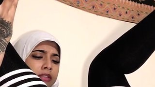 Close up solo beauty toying ass