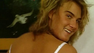 Amateur Babe From Germany in White Stockings Got Pussy Fucked