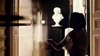 Slutty amateur flashing her big boobs in the backseat