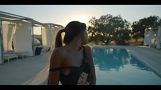 I Walk Along the Pool,