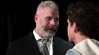 Silver Grizzly Bear vs slender twink!