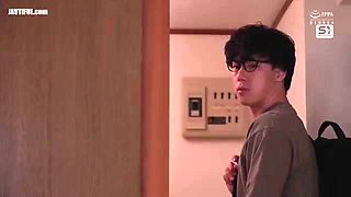 Late-Night Convenience Store Seduction by a Tipsy Asian Woman x1x461510387E0AB545DF