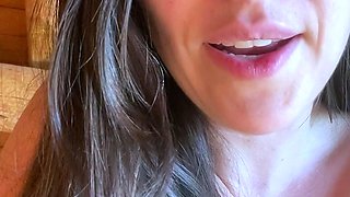 Hot brunette from squirt masturbating on webcam