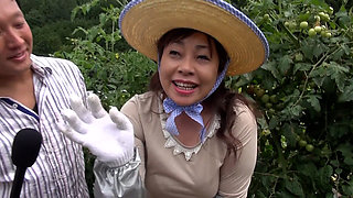 M996g09 Rural with a Rural Smile Has Outdoor Threesome Sex!