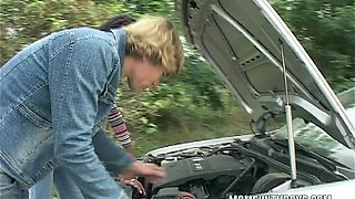 Mature Pays Sex For Fixing Her Car