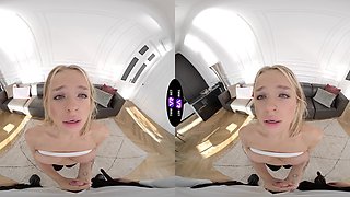 Hot vr sex with stunning babe peaches in Calibri
