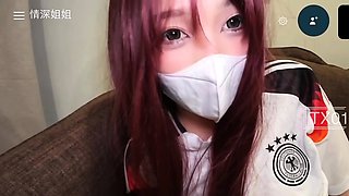 Amateur handjob POV clip that ends with a messy cumshot