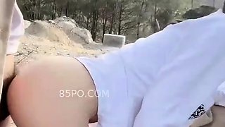 野外後入美女嫩逼 jav