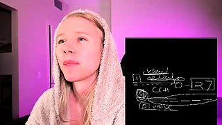 Amateur Blonde Teen Plays Solo with Toy Webcam Porn