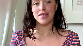 Amateur brunette babe fingering in solo masturbation