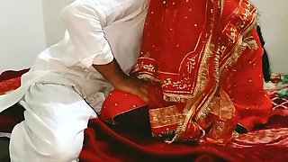 Desi Pakistani Newly Married Couple First Night Sex - Teen 18yo Tight Pussy & Cumshot
