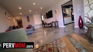 Blondie Big Ass Big Tits cougar stepmom London River has porno with stepson as an apology - pervmom