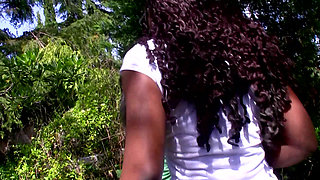 Ebony girl finds a dick on the street and takes it immediately