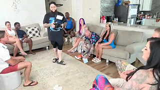Couples Who Cum Together, Stay Together a Live Orgy Show