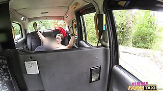 Curvy doll with round big ass Ava Chance screwed on the backseat