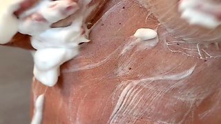 Shaving the Pussy From Pussy