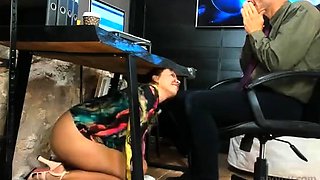 Secretary gets fucked by the pig boss