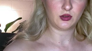 Shaved pussy blonde Tasha Reign with big boobs goes solo