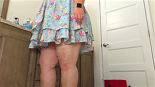 Omg! You Gonna Fucking Cum Just Watching This Maid Lady Show up to Clean the Office Bathroom with Dress No Panties - BBW SSBBW