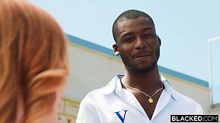Two teeny bitches fucks two black rappers in a hotel's pool