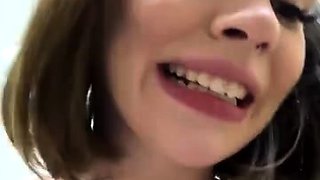 Shy_priincess masturbates in public toilet