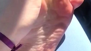 Amateur Foot Fetish Girlfriend Sucks and gives a Footjob
