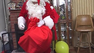 I Saw Stepmommy Eating Santa's Cock