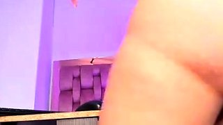 amateur vip ass flashing boobs on live webcam