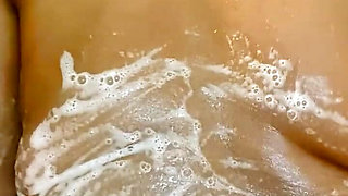 Come Take a Shower with Peachy