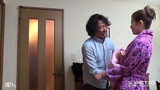 Sudden Sex With A Japanese Slim Beauty