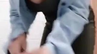 Di toilet cafe: Big Tits, Milf  Bbw Porn