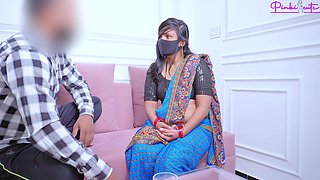 When I Met with My Fan at My Home, I Decided to Fucking with Him in Saree and He Was Very Strong on Bed- Cowgirl Riding