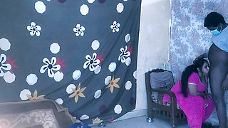 Horny Desi Bhabhi Fucks Neighbor on Bed