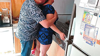 Horny BBW Kelly Mom Stepdaughter Fucked Hard by Older Stepdad in Kitchen