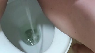 Dessperate Pissing