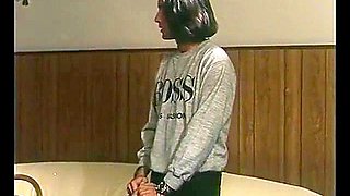 I Maneggi Di Una Porno Cameriera (1992) - Tracey Adams