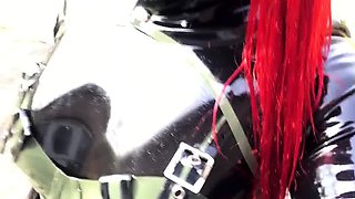 Amateur cd in latex masturbating dildoing