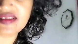Real House Maid Was Seducing Me Without a Bra and Put It in the Mouth